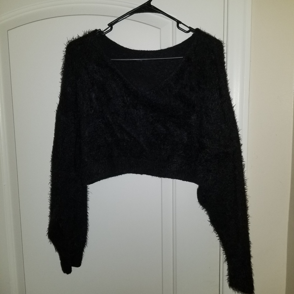Black fuzzy crop top